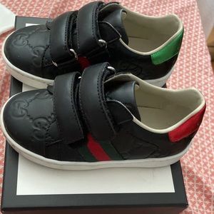 Baby Gucci shoes, still new. My daughter wore them twice, She can’t fit em